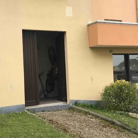 Lägenhet Spacieux Bord De Camiers