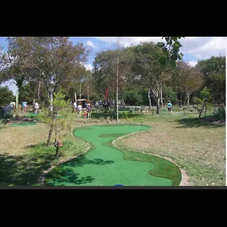 Spacieux Bord De Apartment Camiers